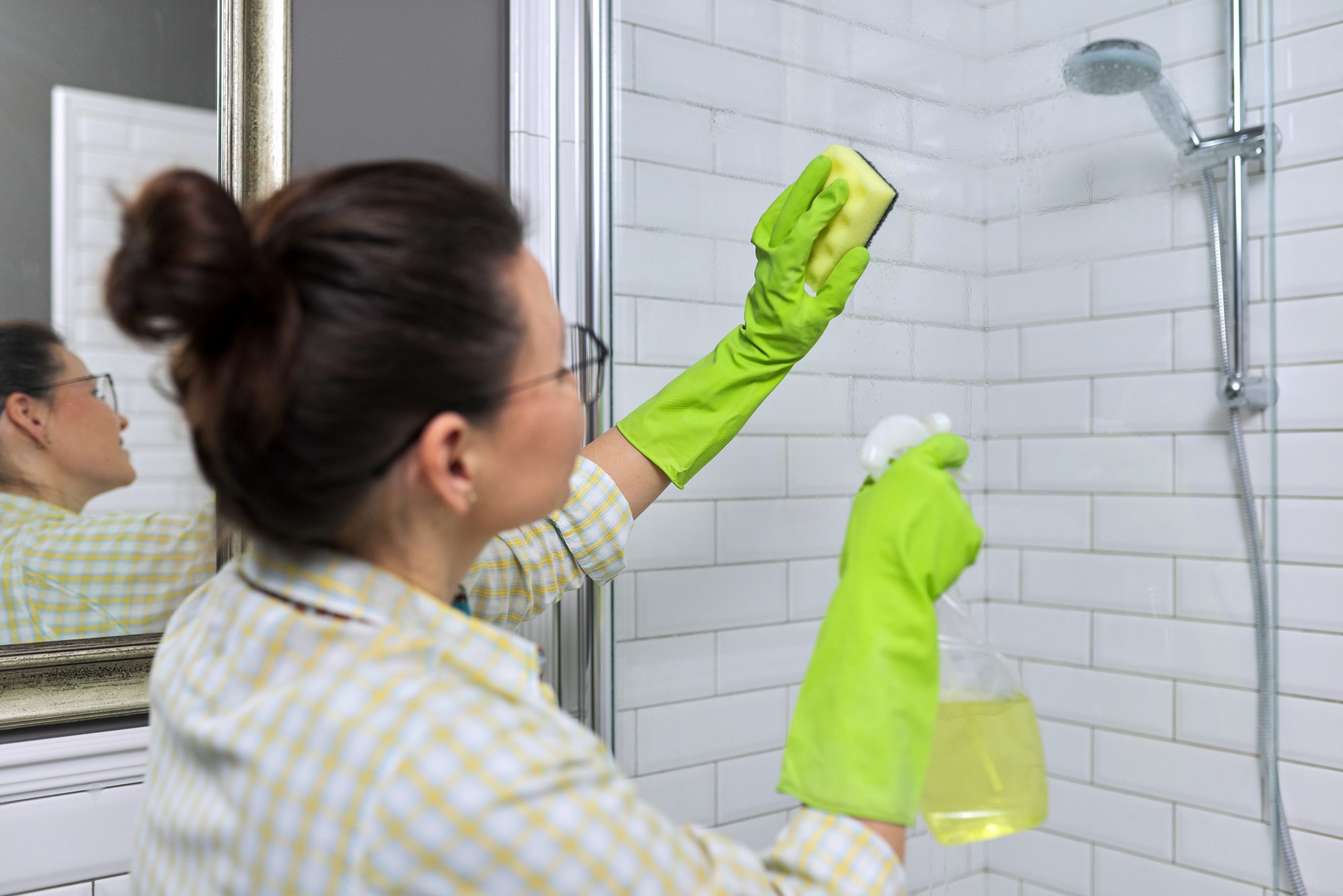Limpieza de baños alquiler turístico o